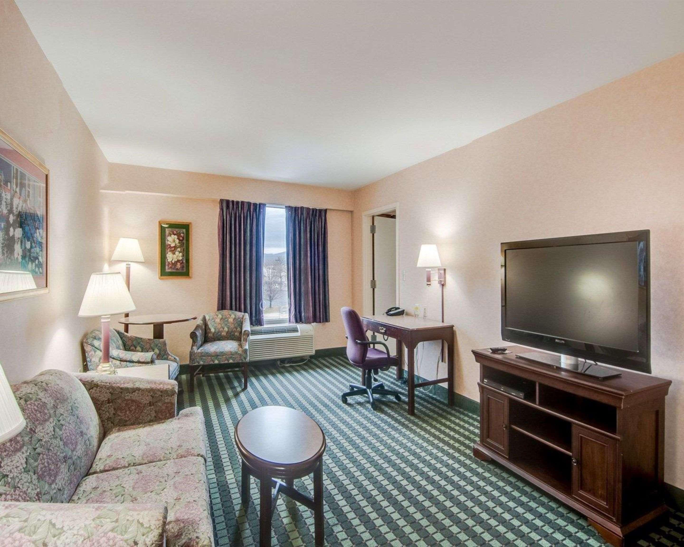 Comfort Inn Airport Roanoke Exterior foto